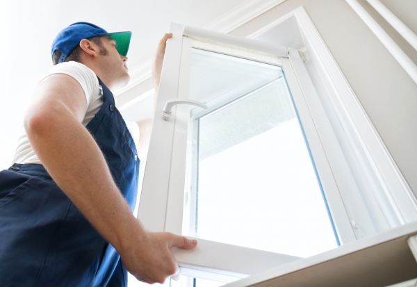 Cost of Bathroom Window Replacement in Los Angeles
