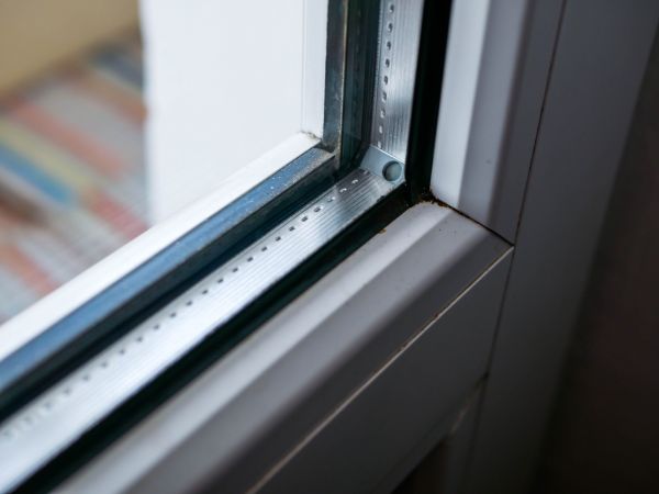 Cost of Security Window Replacement in Los Angeles