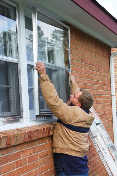 Cost of Storm Windows Replacement in Los Angeles